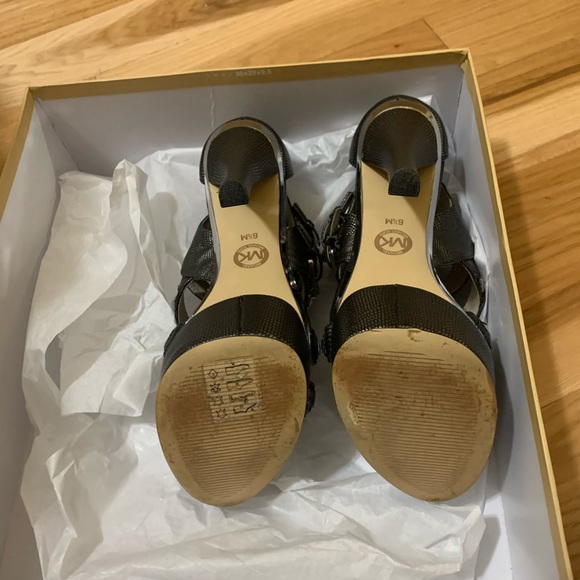 MK sandal - Picture 9 of 9